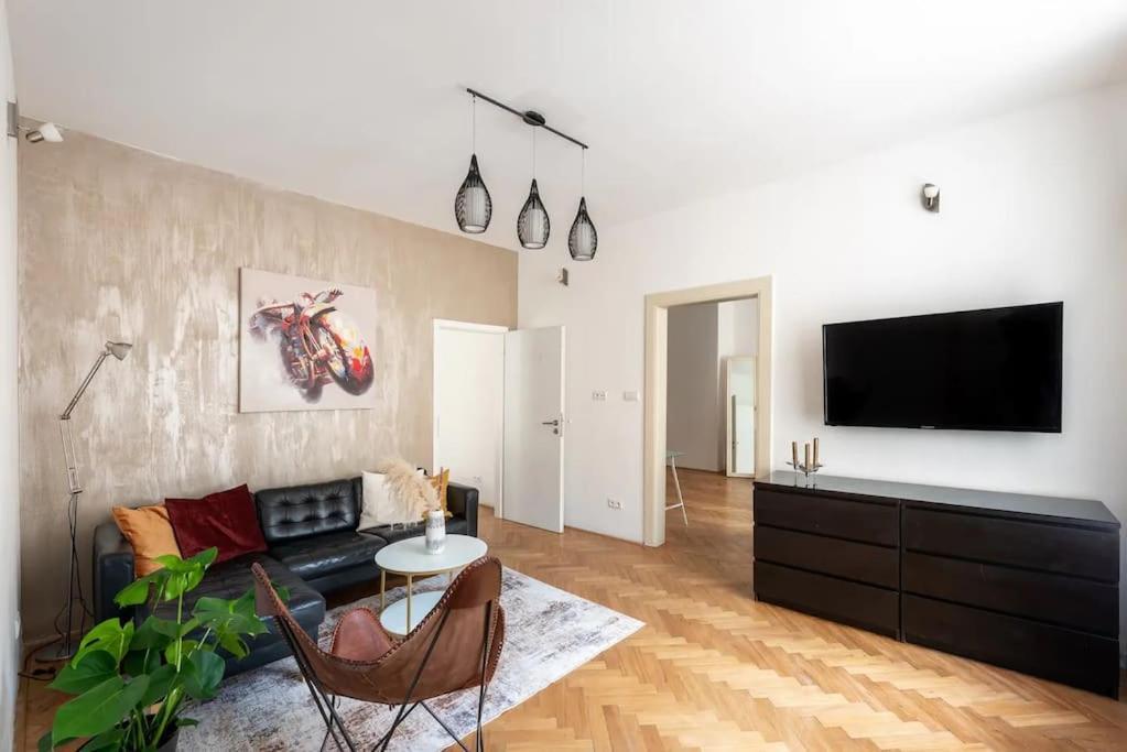 2 Bedrooms Apt Near Wenceslas Sq Praga Exterior foto